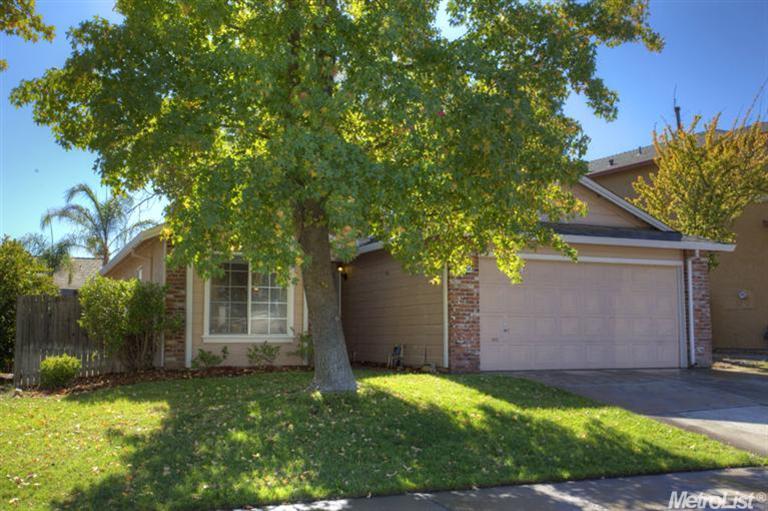 8654 Palmerson Dr, Antelope, CA 95843 photo 1