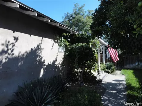 1524 Grape, Modesto, CA 95350 photo 12