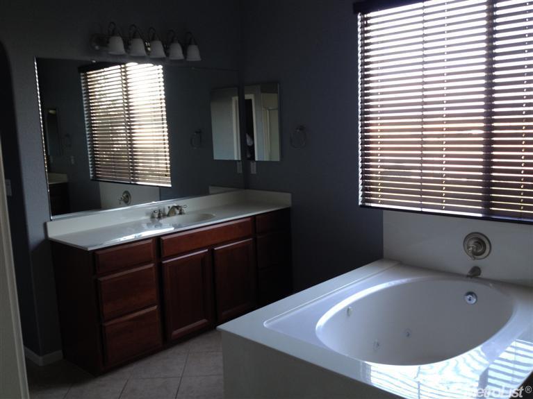 2845 Crested Bobwhite St, Modesto, CA 95355 photo 12