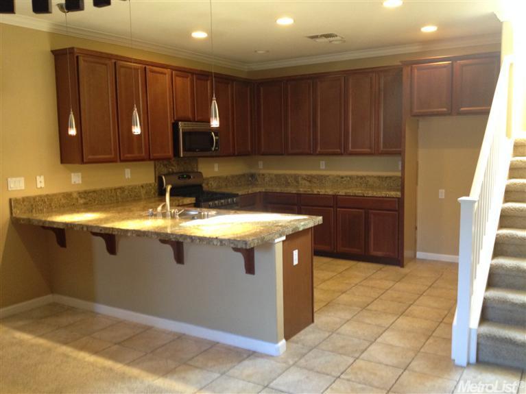 2845 Crested Bobwhite St, Modesto, CA 95355 photo 4