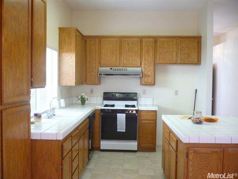 8125 Greenock Way, Antelope, CA 95843 photo 3
