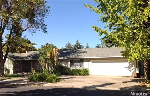 605 E Rumble Rd, Modesto, CA 95350 photo 1