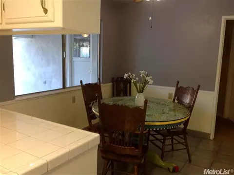 605 E Rumble Rd, Modesto, CA 95350 photo 11