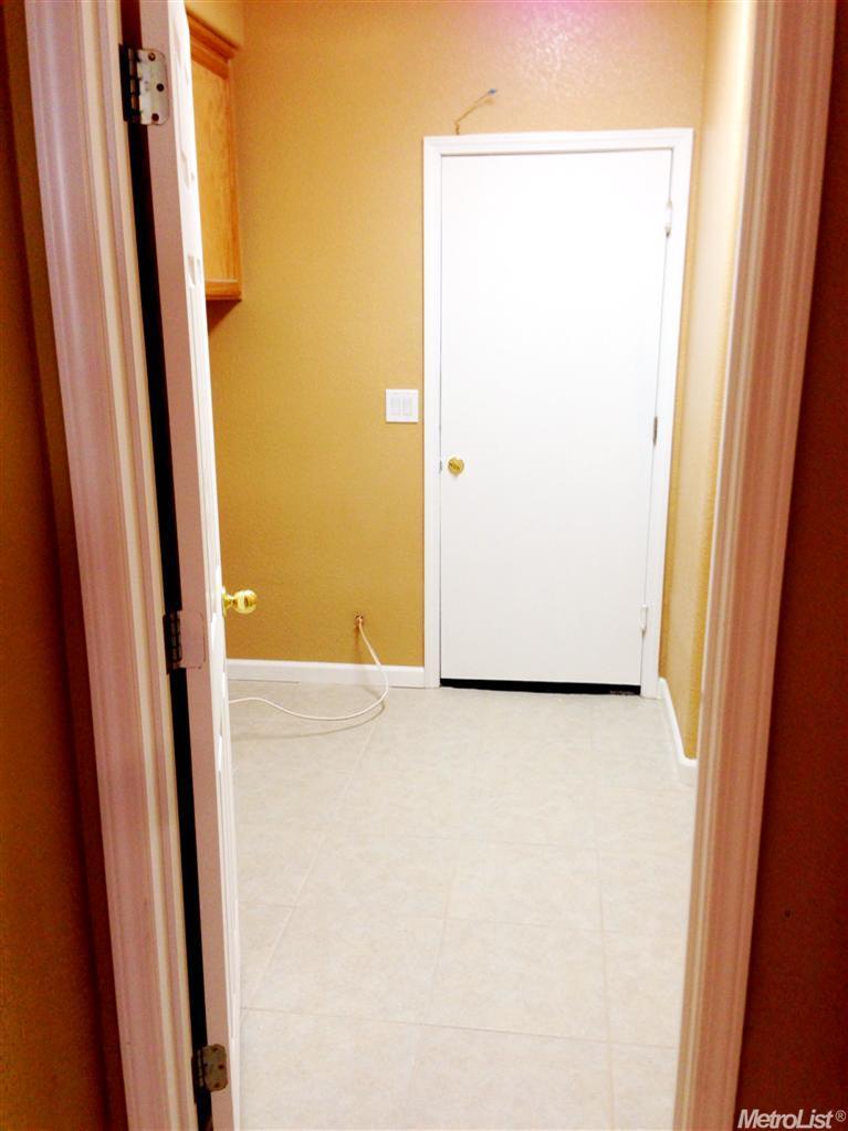 1518 Michael Dr, Tracy, CA 95377 photo 4