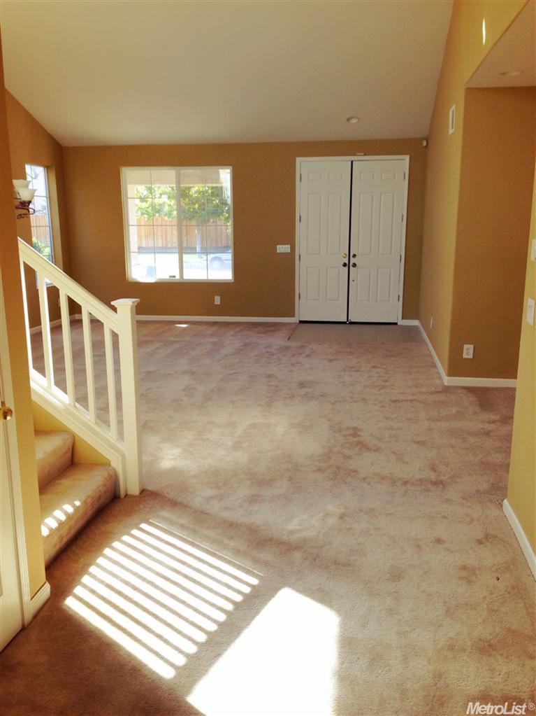 1518 Michael Dr, Tracy, CA 95377 photo 3