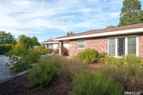 5441 Arden Way, Carmichael, CA 95608 photo 1