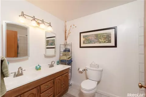 5441 Arden Way, Carmichael, CA 95608 photo 9