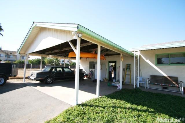 1884 Rainbow Ln, Modesto, CA 95351 photo 2