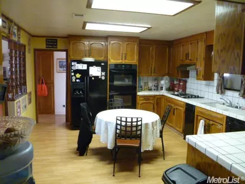 1845 Parker, Tracy, CA 95376 photo 9