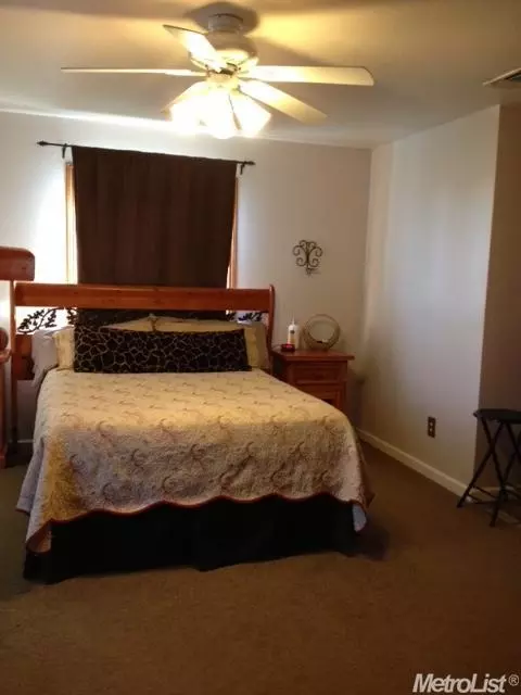 9583 Jeffcott Rd, Wilton, CA 95693 photo 9