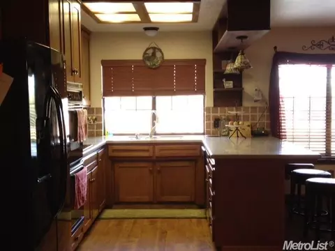 9583 Jeffcott Rd, Wilton, CA 95693 photo 3