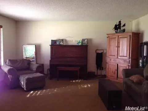 9583 Jeffcott Rd, Wilton, CA 95693 photo 8