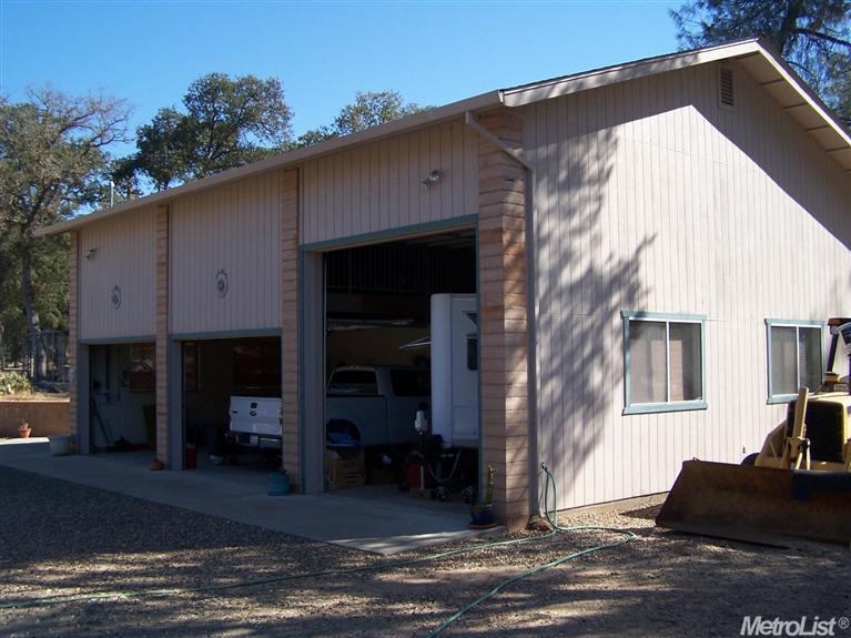 14720 Camanche Pkwy S, Burson, CA 95225 photo 5