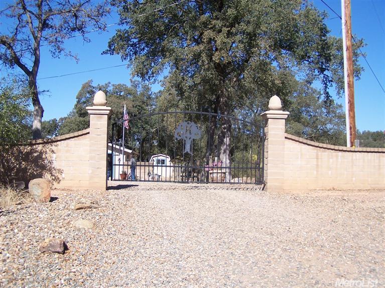 14720 Camanche Pkwy S, Burson, CA 95225 photo 3