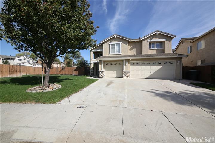13600 Onyx Ct, Lathrop, CA 95330 photo 2