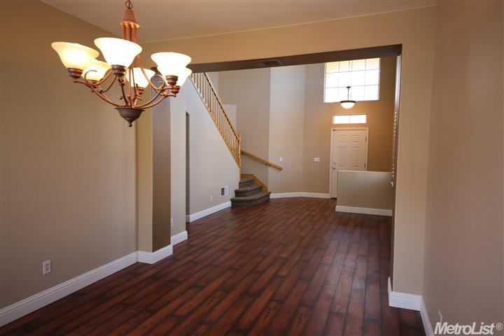 13600 Onyx Ct, Lathrop, CA 95330 photo 3