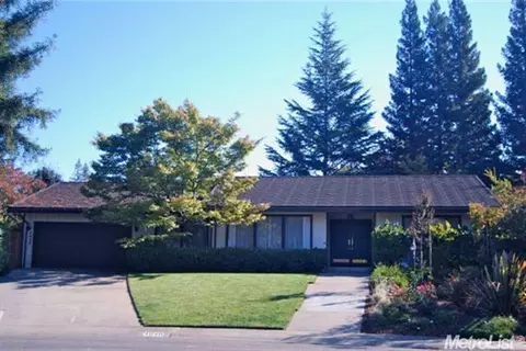 4948 Kipling Dr, Carmichael, CA 95608 photo 1