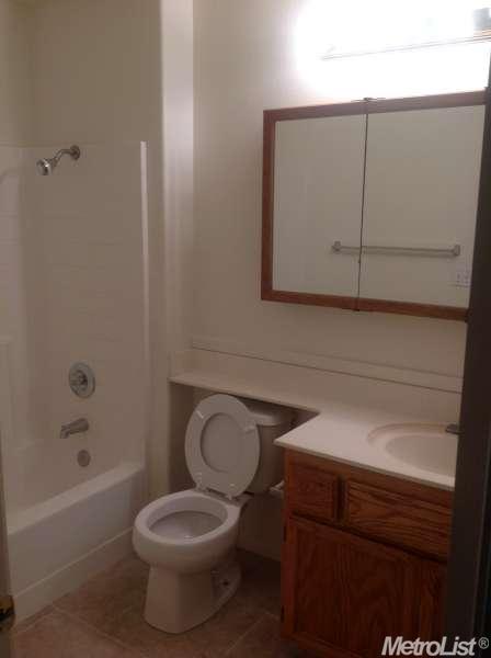 236 Sentinel Dr, Modesto, CA 95357 photo 7
