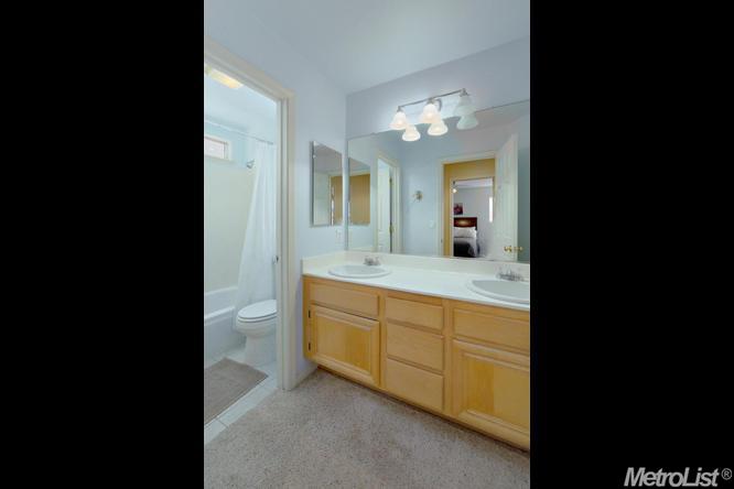 3032 Donato Ln, Davis, CA 95618 photo 23