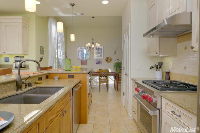 3032 Donato Ln, Davis, CA 95618 photo 6