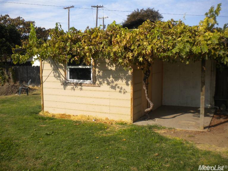 230 W 13th St, Merced, CA 95341 photo 8