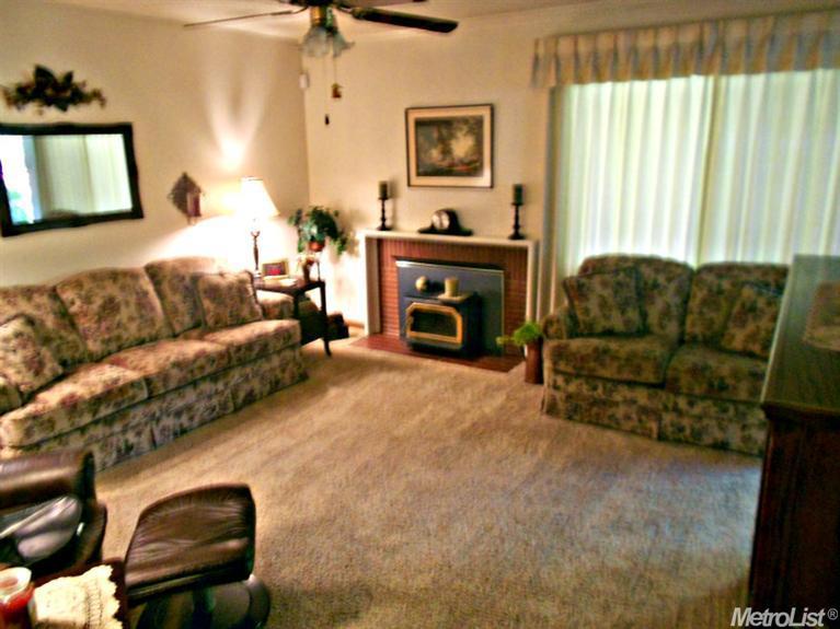 6355 Madison Ave, Carmichael, CA 95608 photo 8