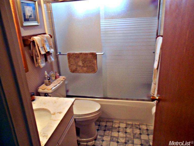 6355 Madison Ave, Carmichael, CA 95608 photo 14