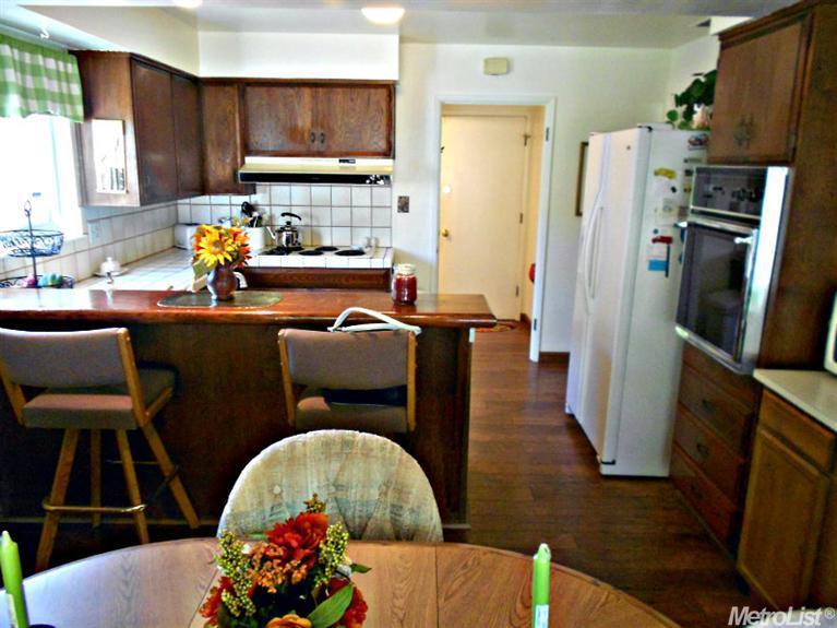 6355 Madison Ave, Carmichael, CA 95608 photo 6