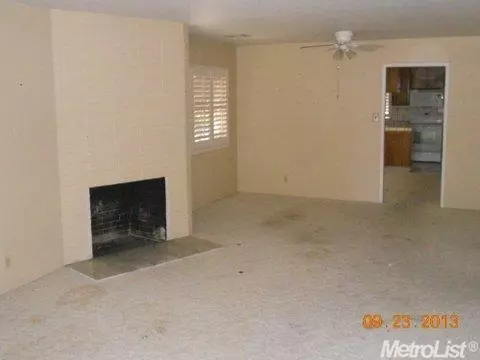 1605 Bronson Ave, Modesto, CA 95350 photo 3