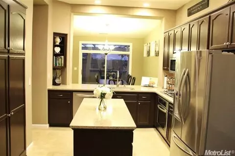 596 Appenzel Ln, Manteca, CA 95337 photo 8