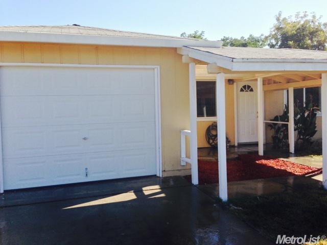 624 Carson Ave, Modesto, CA 95357 photo 1