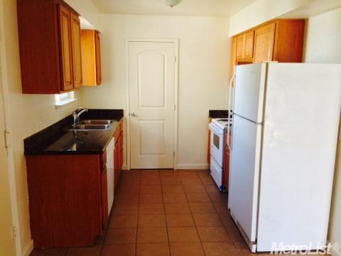 624 Carson Ave, Modesto, CA 95357 photo 7