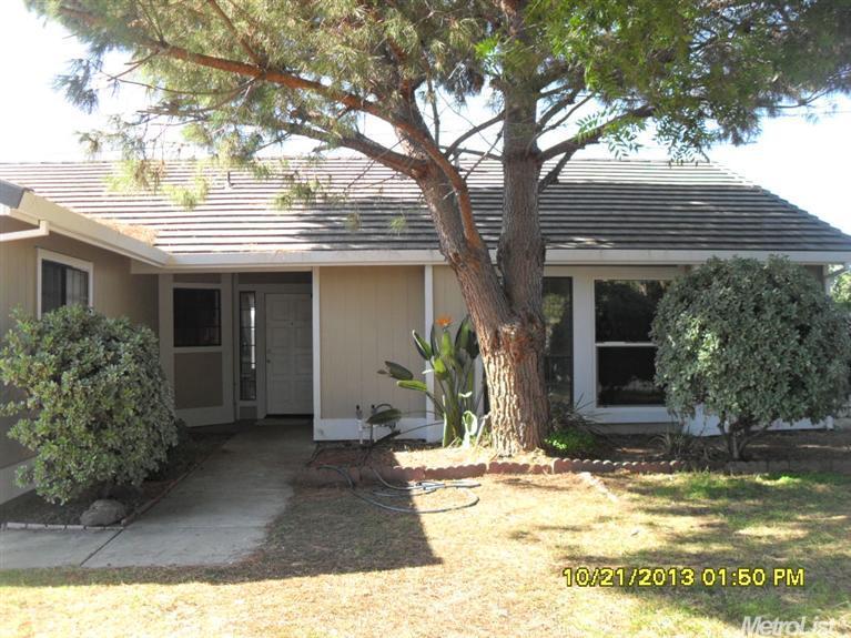 1637 Charlottesville, Ceres, CA 95307 photo 1