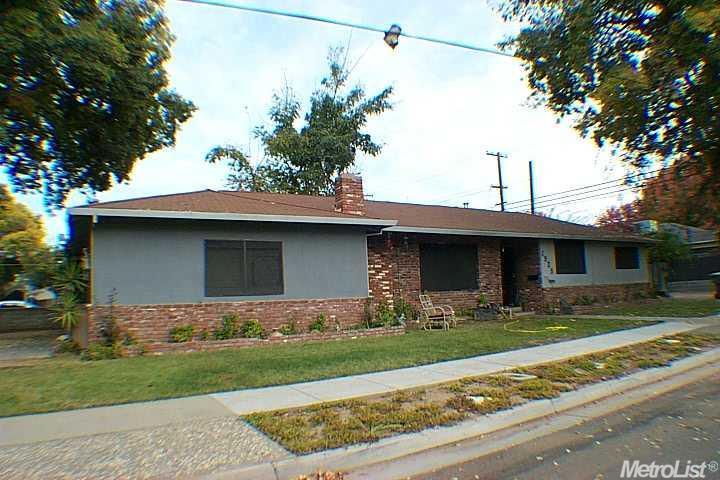 1525 Ronald Ave, Modesto, CA 95350 photo 8