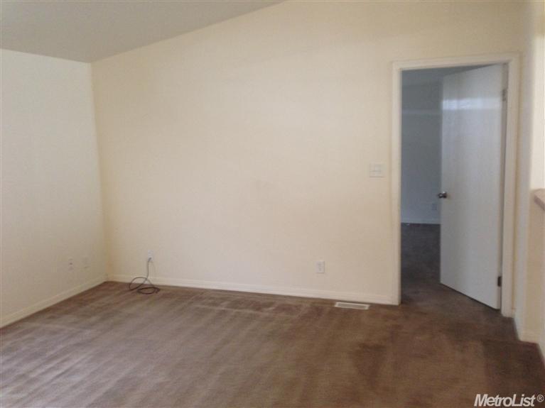308 Baker St, Winters, CA 95694 photo 5