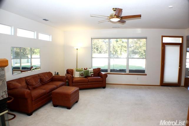 330 Laurelwood Ln, Ripon, CA 95366 photo 8
