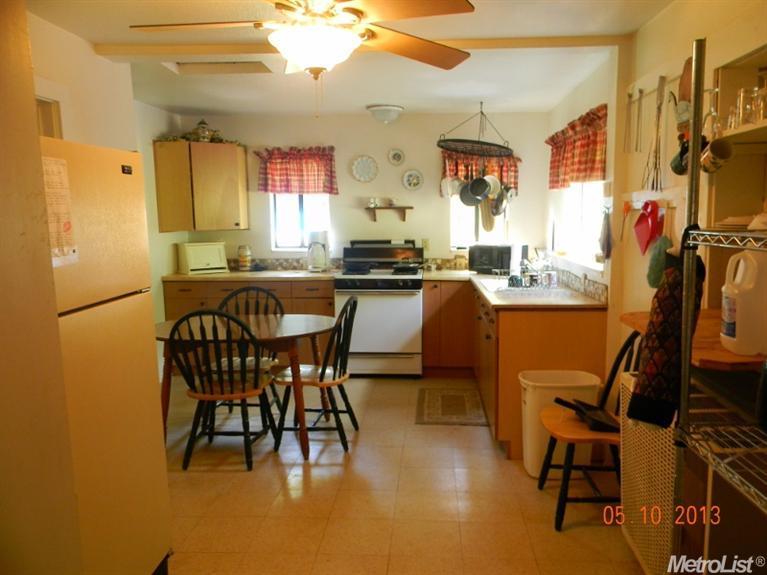 7990 Spring Valley Rd, Pollock Pines, CA 95726 photo 4