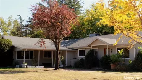 7140 Sutter Ave, Carmichael, CA 95608 photo 2