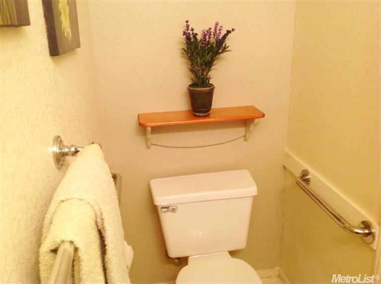 8213 Orchid Tree, Antelope, CA 95843 photo 15