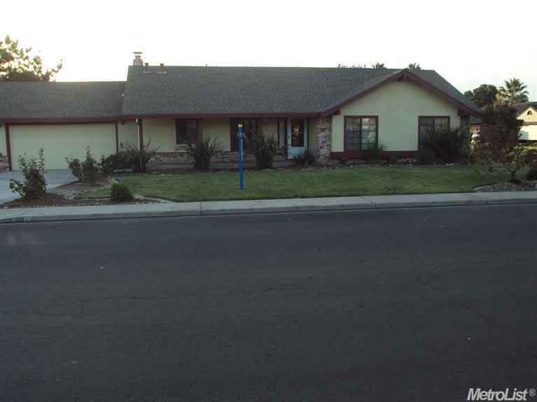 917 Stonum Rd, Modesto, CA 95351 photo 1