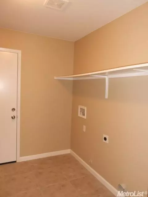4424 Aubergine Way, Mather, CA 95655 photo 7
