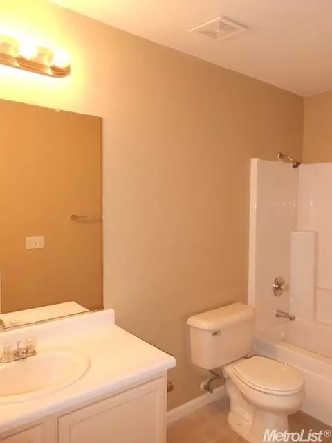 4424 Aubergine Way, Mather, CA 95655 photo 6