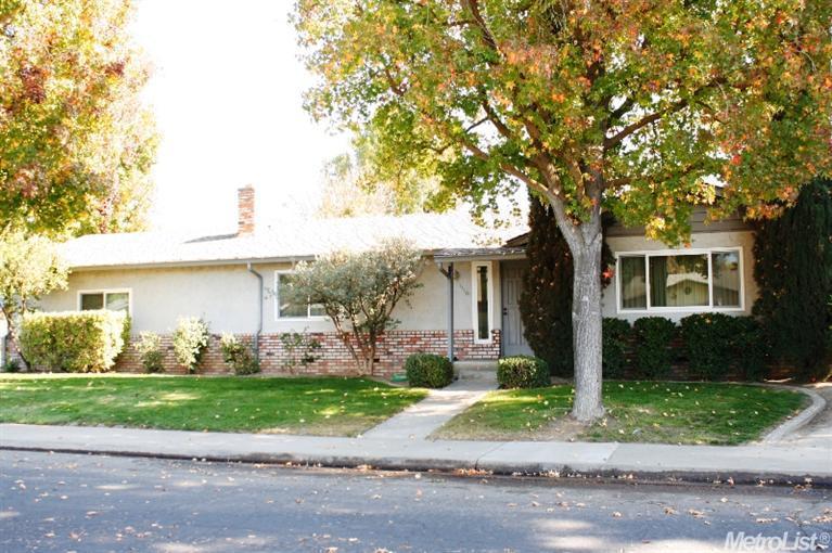 1116 Mcguire Dr, Modesto, CA 95355 photo 3