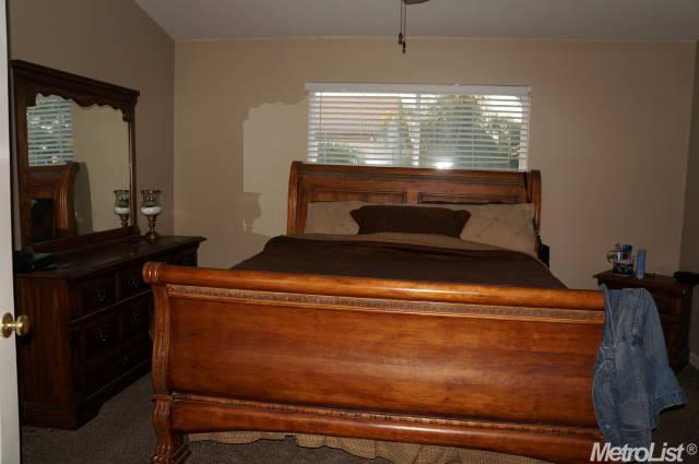 2037 Solothurn Way, Manteca, CA 95337 photo 9