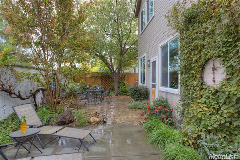 369 Coventry Cir, Folsom, CA 95630 photo 17