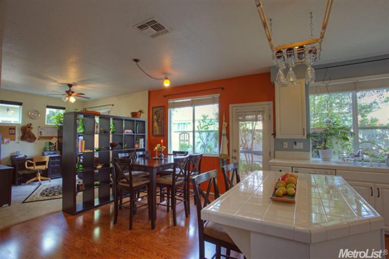 369 Coventry Cir, Folsom, CA 95630 photo 9
