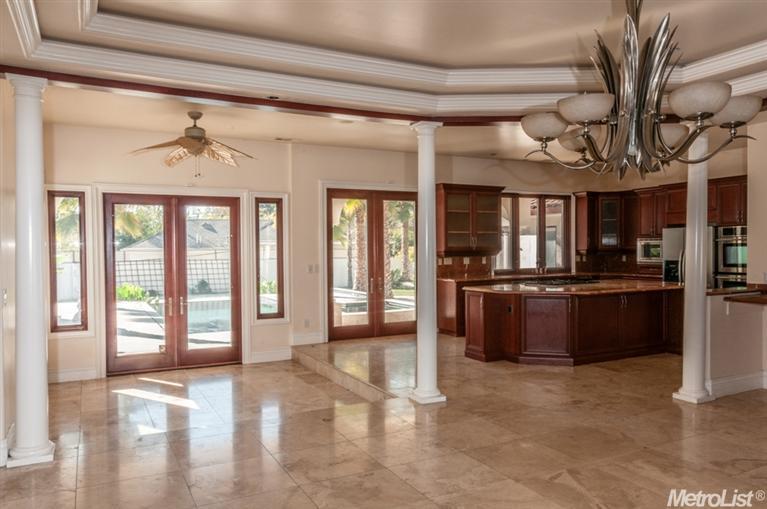 5008 Arden Way, Carmichael, CA 95608 photo 4