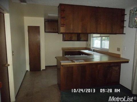 3460 Santos Ct, Turlock, CA 95382 photo 6