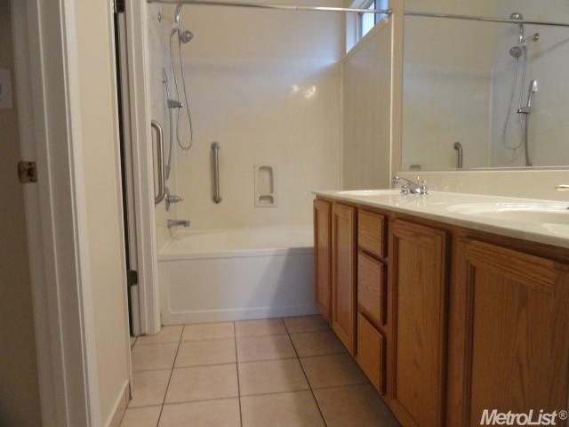 1167 Cherry Oak Ln, Manteca, CA 95336 photo 7