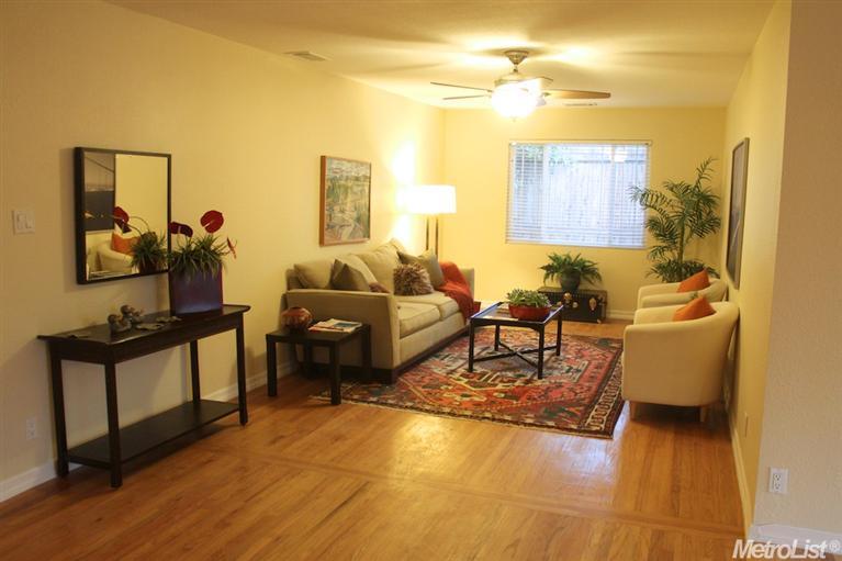 5416 Locust Ave, Carmichael, CA 95608 photo 2